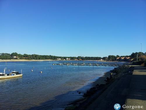 Photo n°10 de :Logement equip, avec jardin, proche mer (500m) commerces et fort.